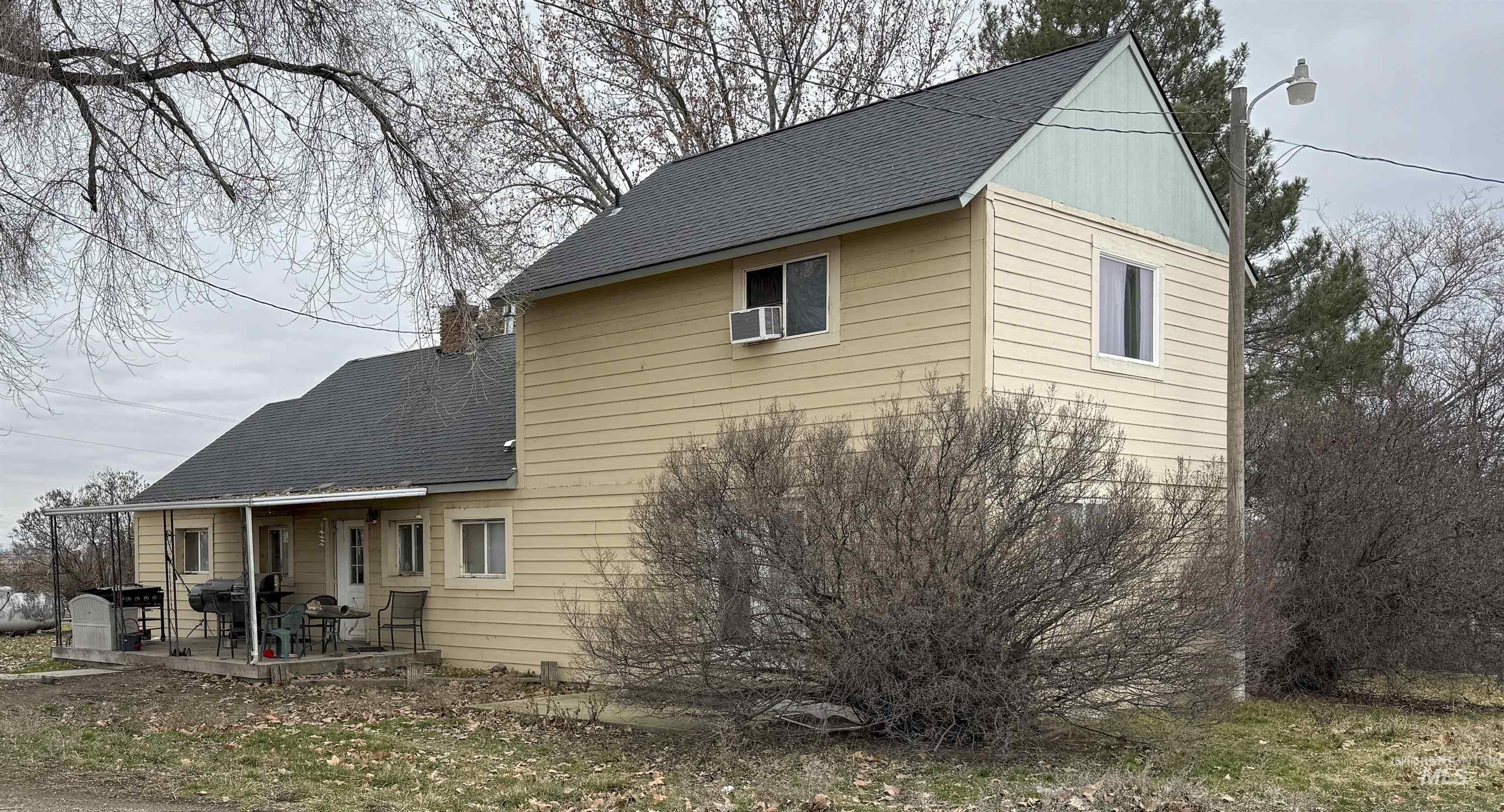 552 Eastway Lane Property Photo 4