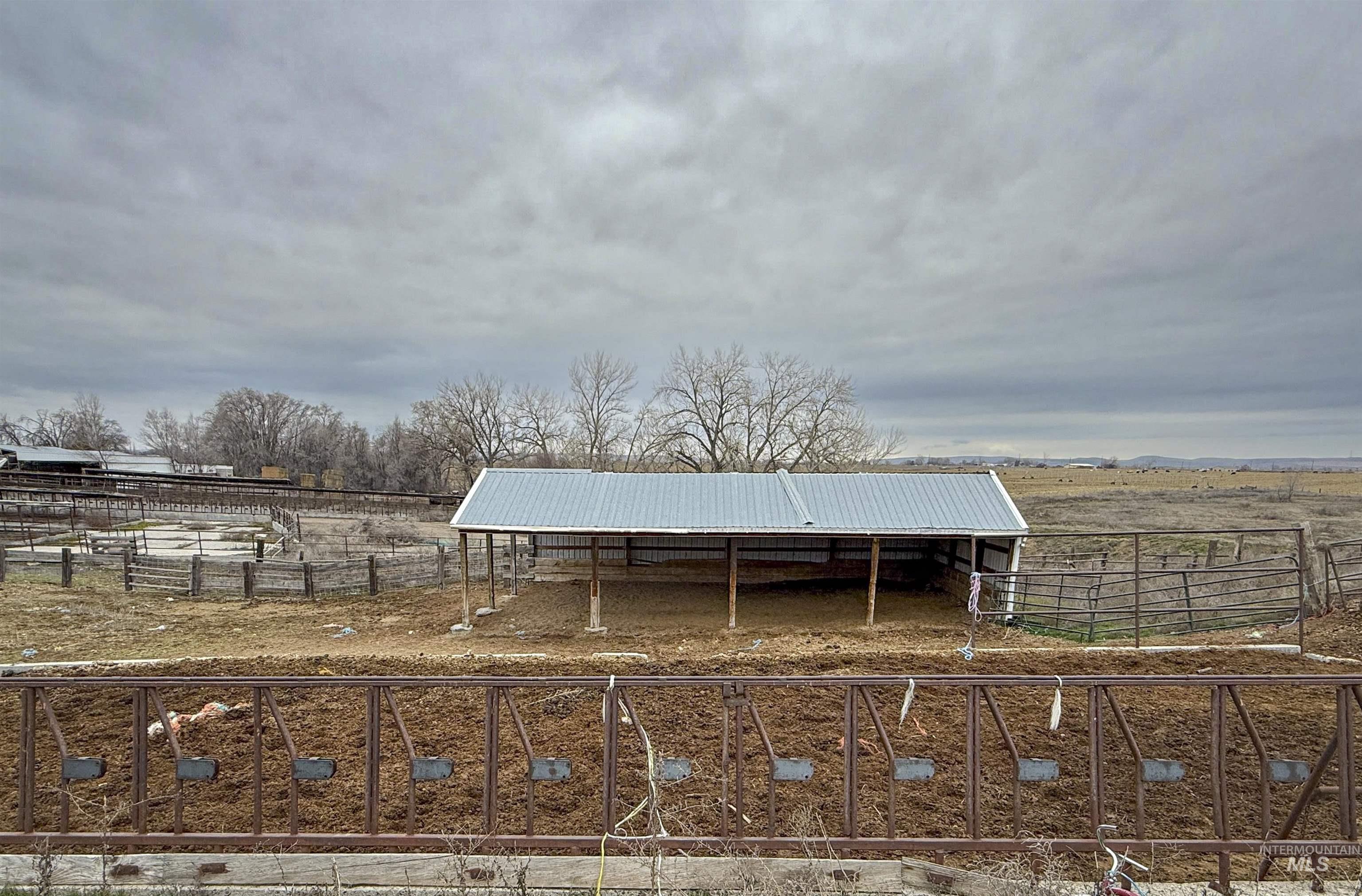 552 Eastway Lane Property Photo 11