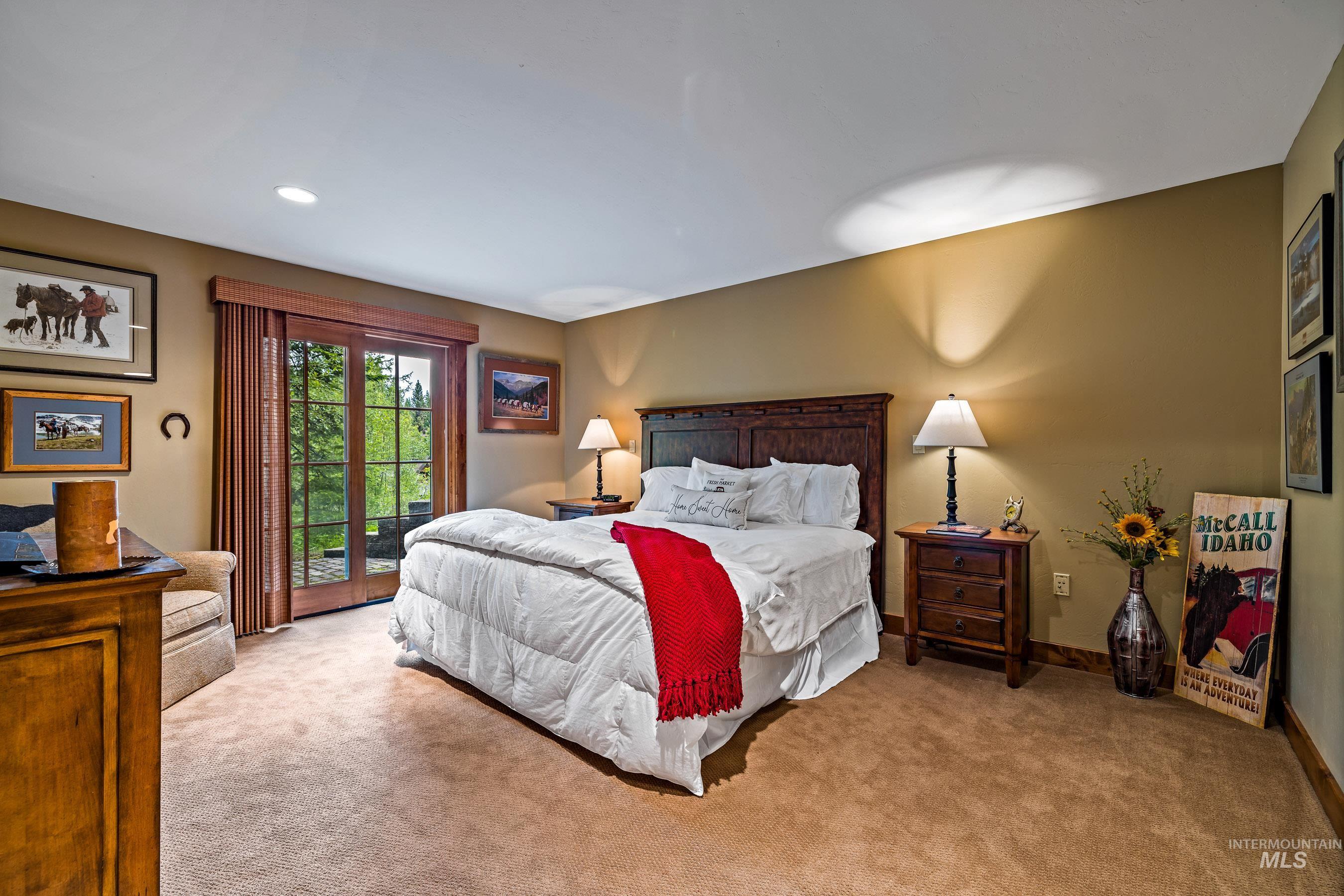 22 Francois Court Property Photo 37