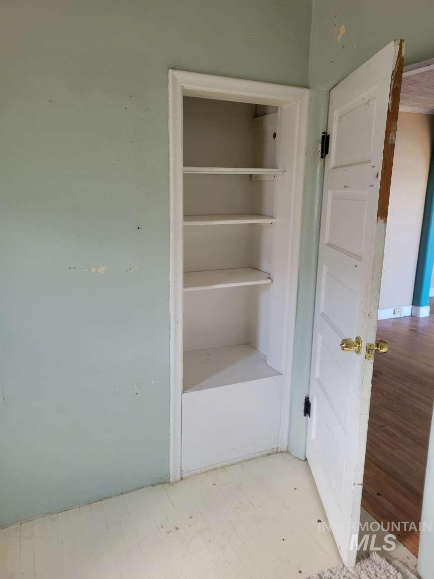 1129 6th Ave Property Photo 35