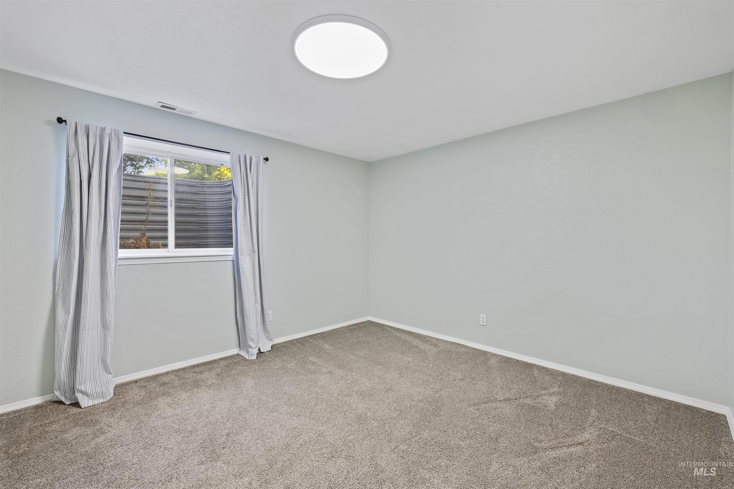 8352 S Old Farm Pl. Property Photo 27