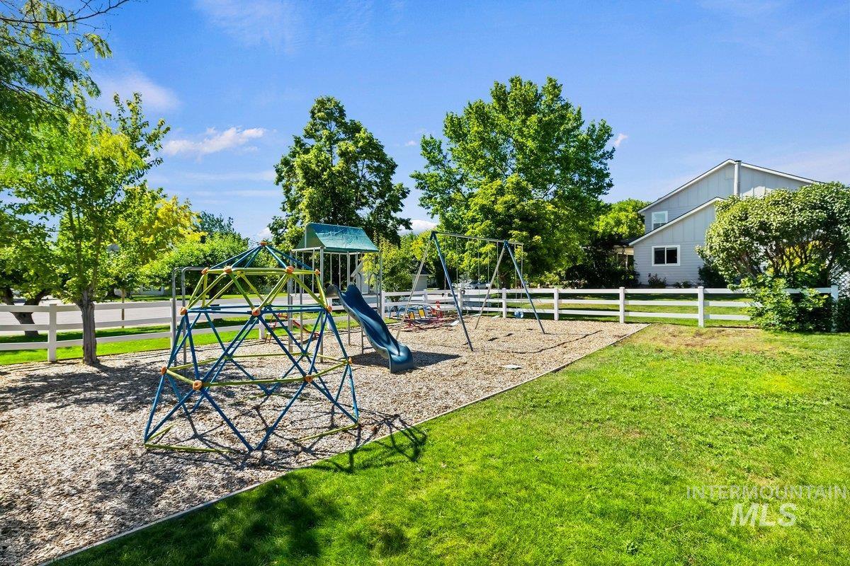 8352 S Old Farm Pl. Property Photo 45