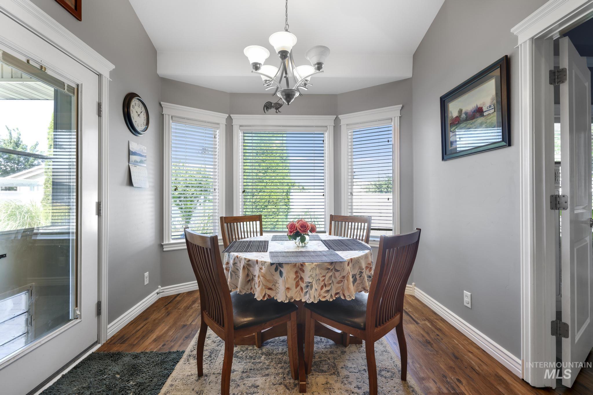467 Wildrose Loop Property Photo 13