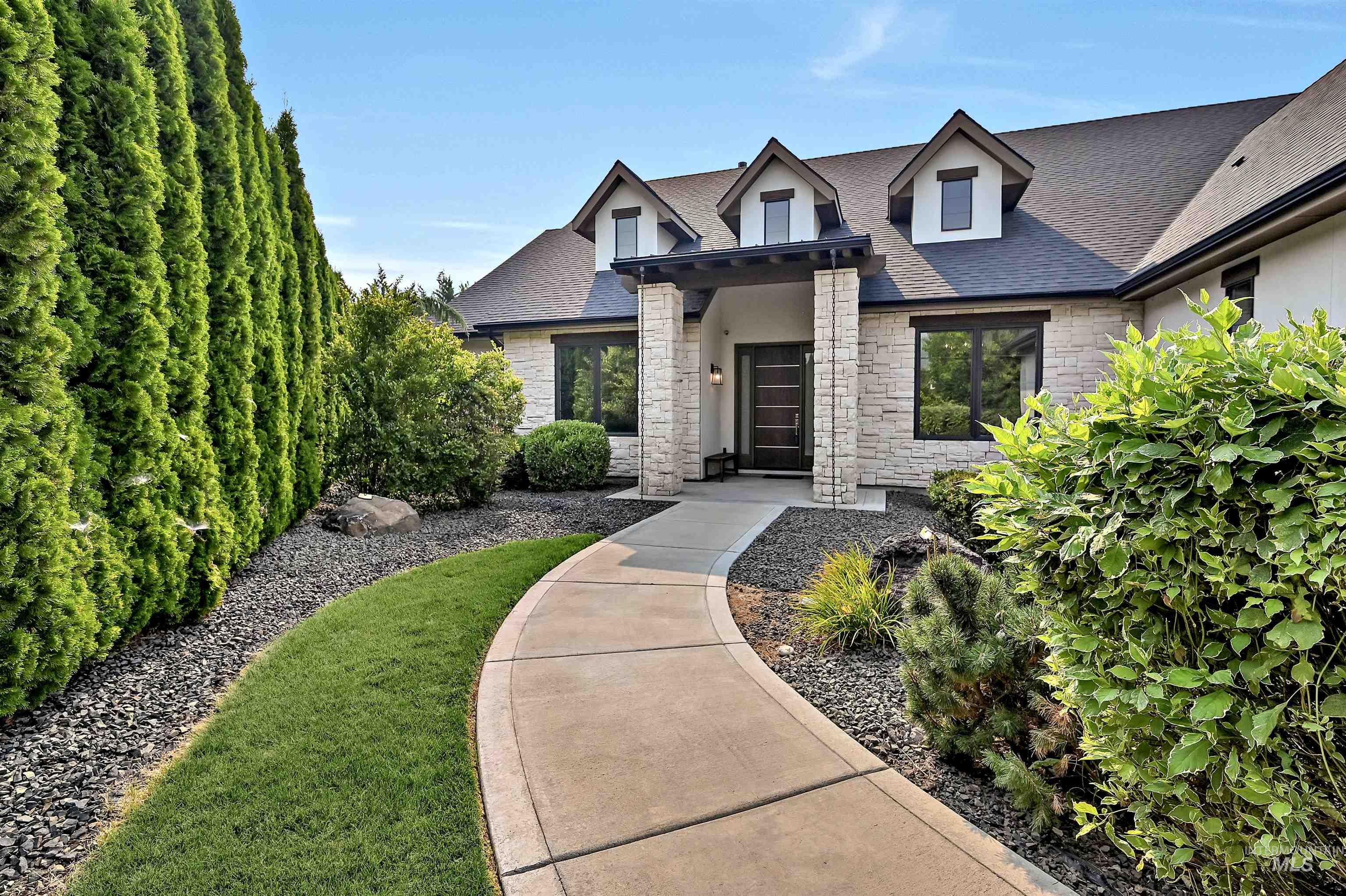 3835 W Sugar Tree Court