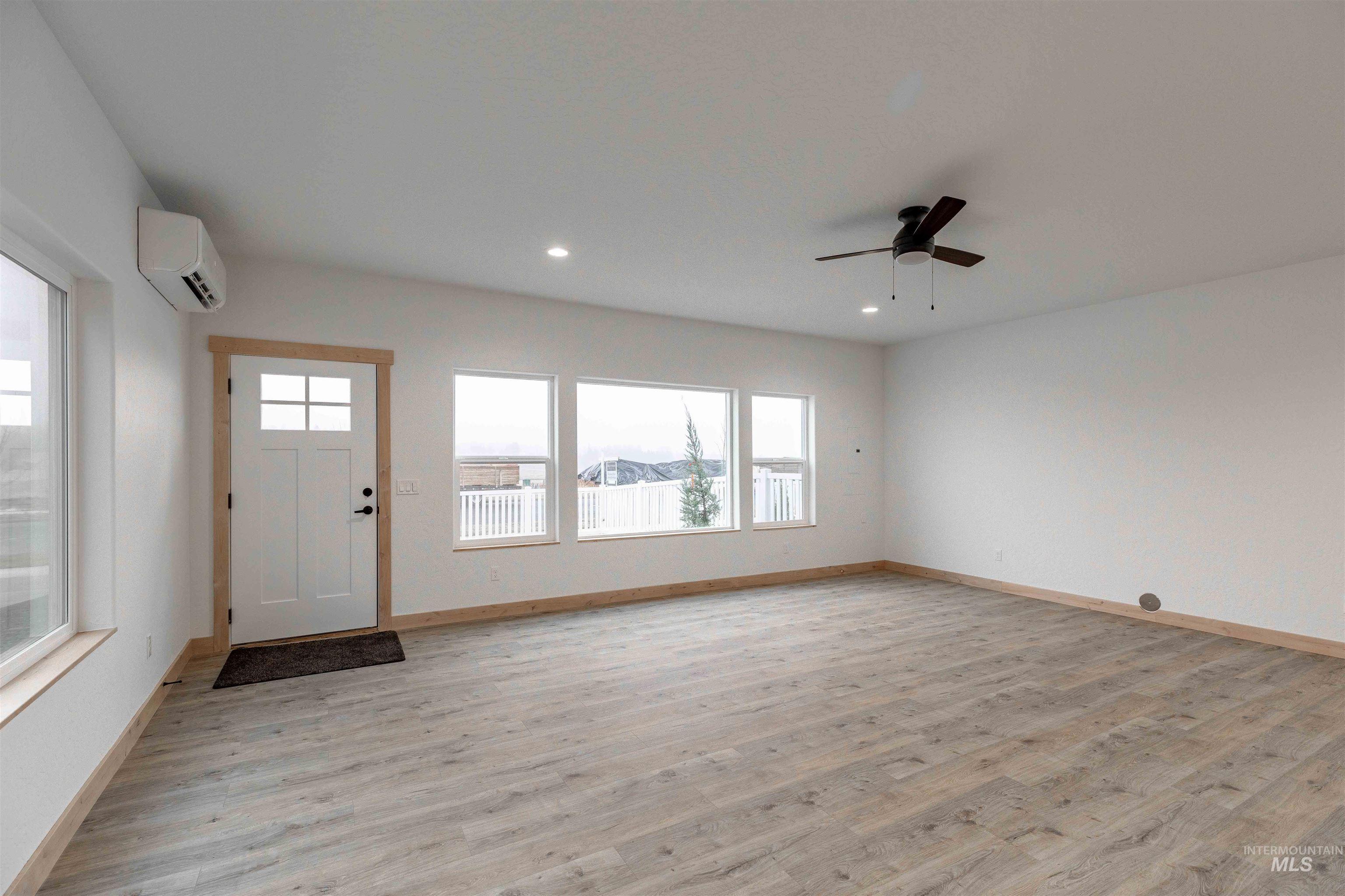 1215 Edington Ave Property Photo 11