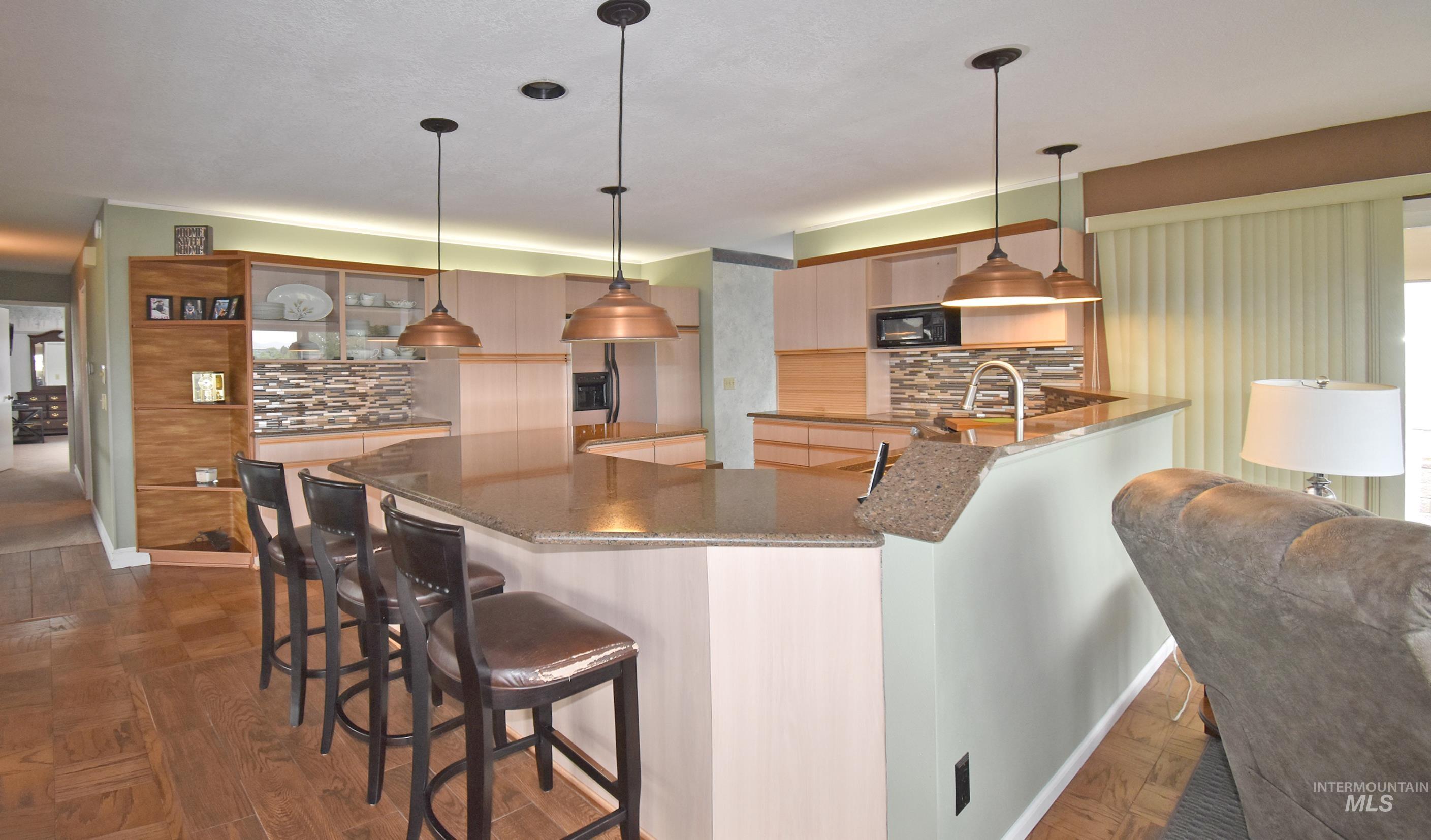 2618 Grandview Drive Property Photo 12