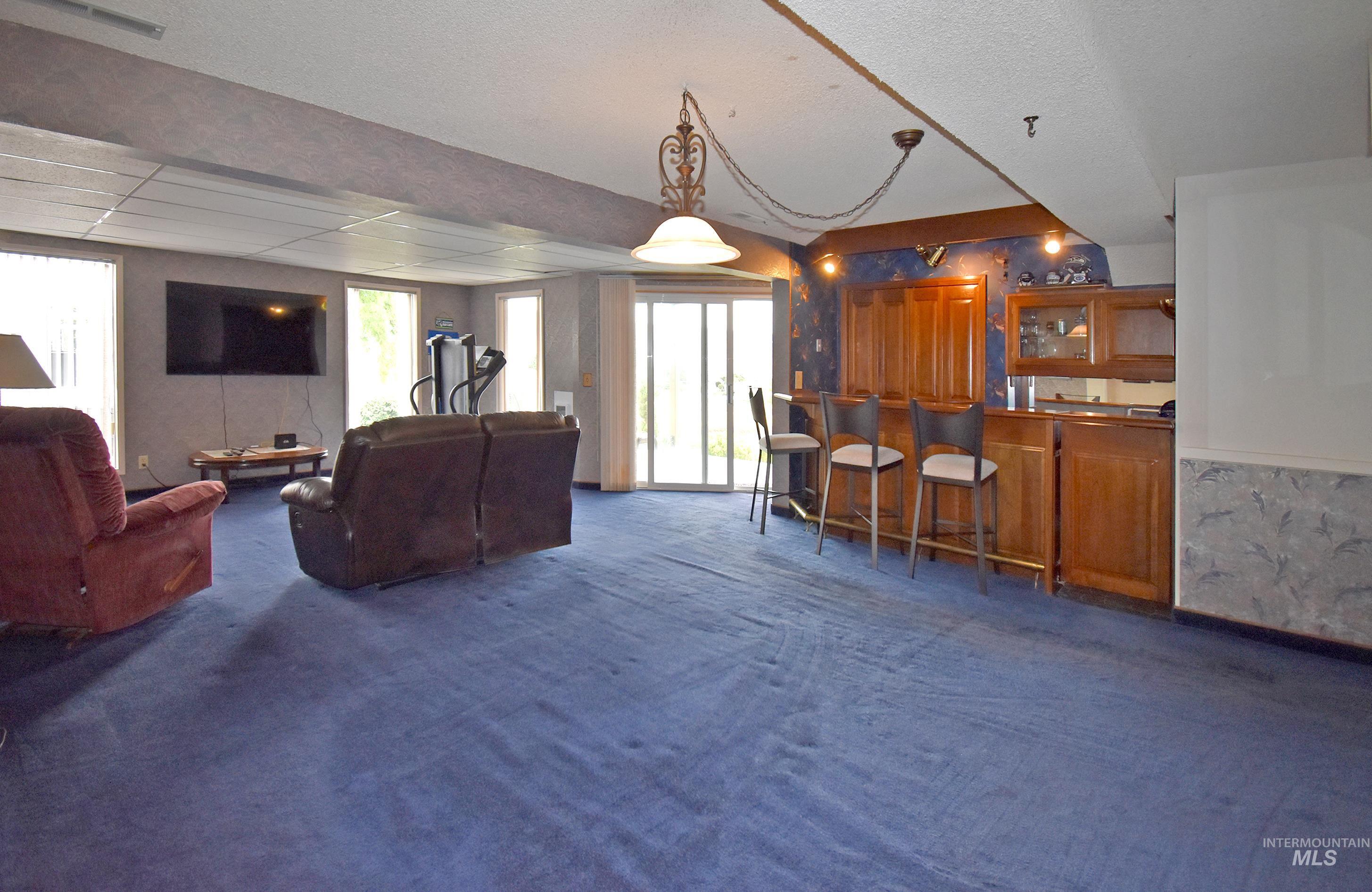 2618 Grandview Drive Property Photo 33
