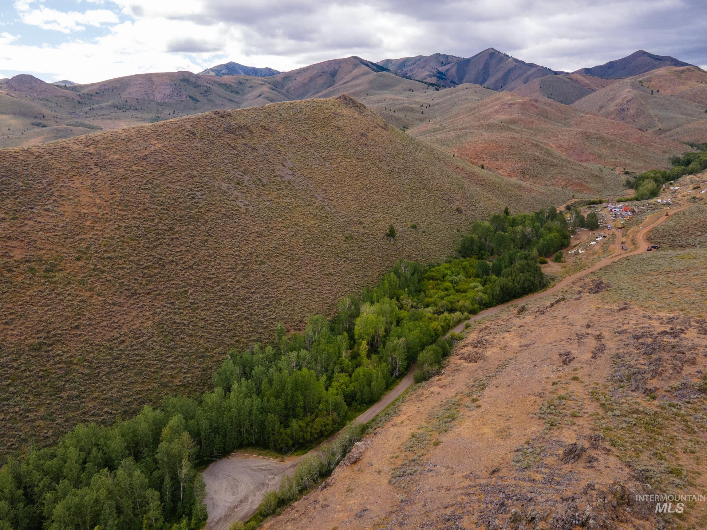 135 Bullion Gulch Rd Property Photo 9