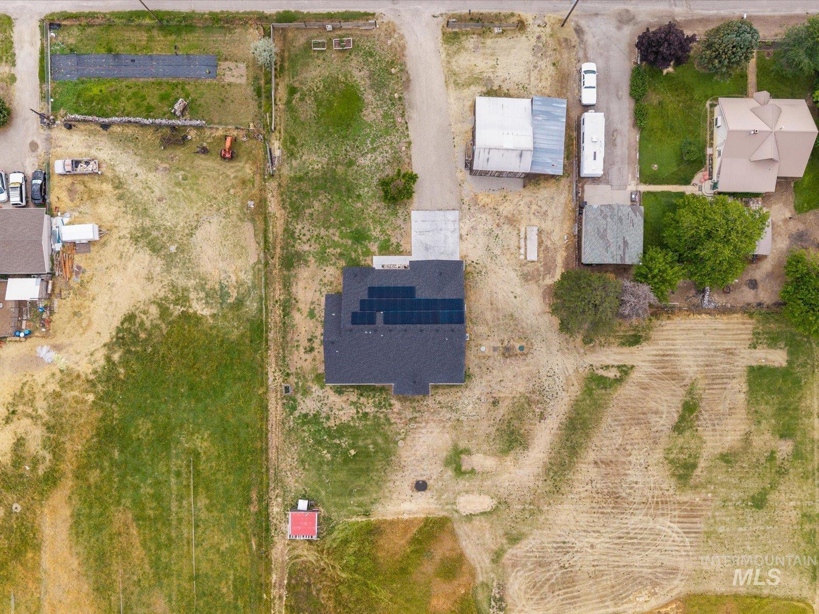 1900 Thomas Ln Property Photo 47