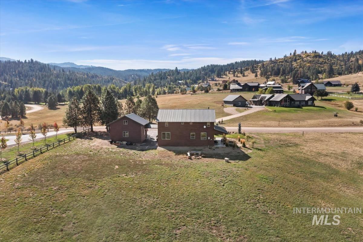 34 Crosstimber Loop Property Photo 6