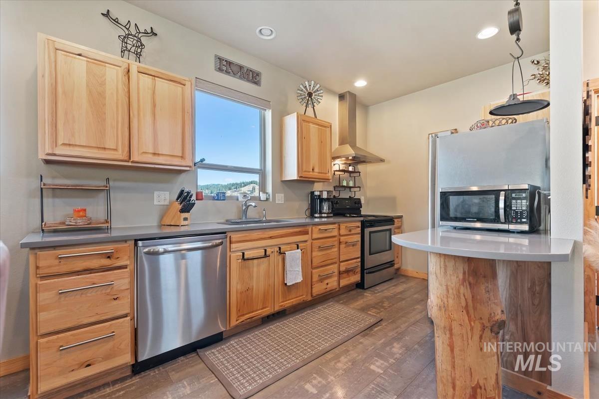 34 Crosstimber Loop Property Photo 19