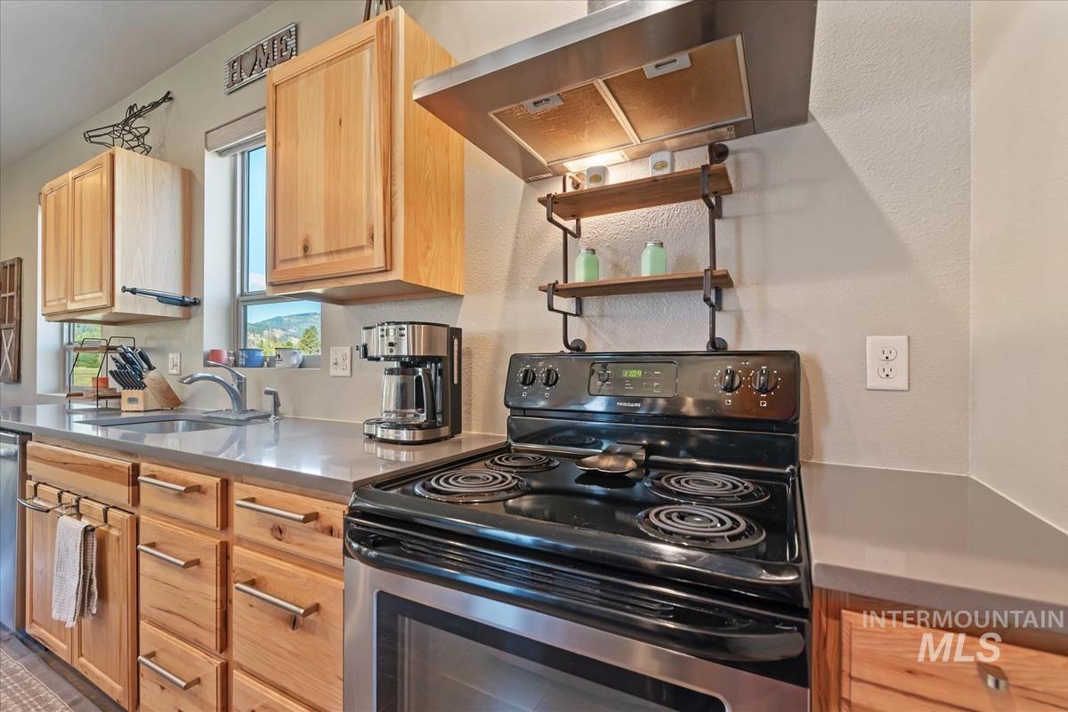 34 Crosstimber Loop Property Photo 21