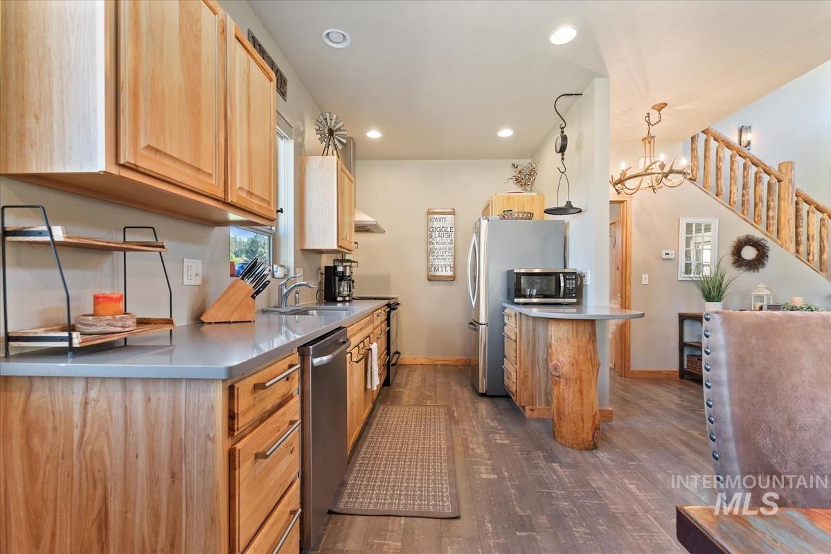 34 Crosstimber Loop Property Photo 22