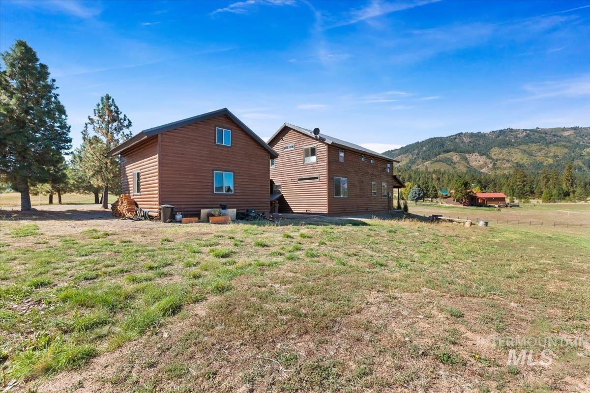 34 Crosstimber Loop Property Photo 44
