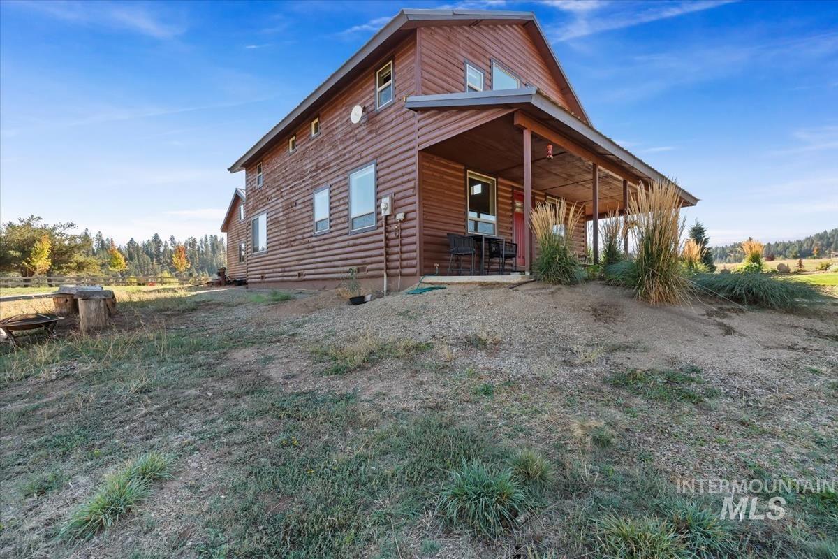 34 Crosstimber Loop Property Photo 46