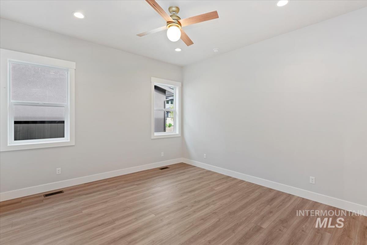 4629 N Collister Dr Property Photo 8