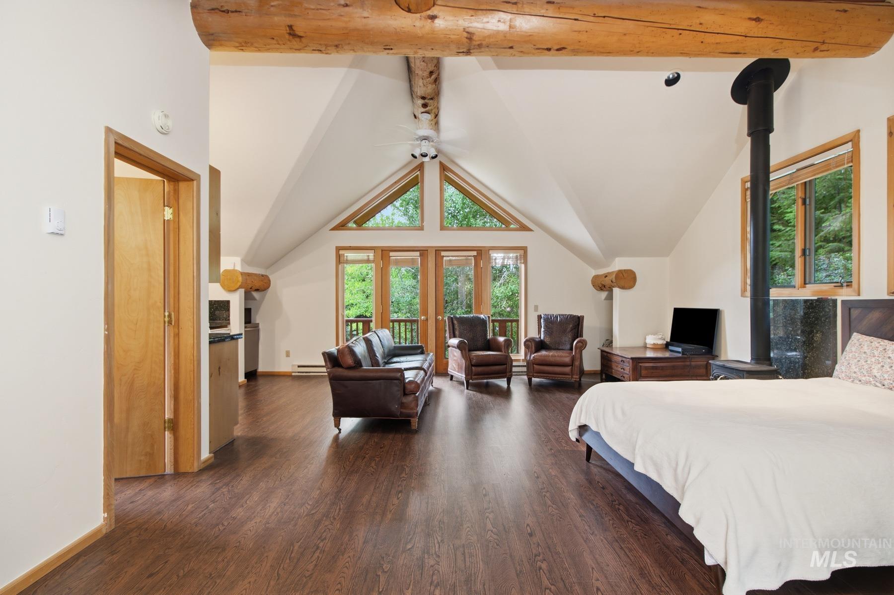 246 Timberline Road Property Photo 16