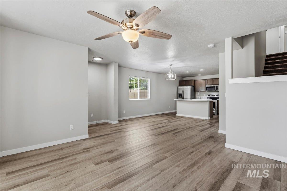 2472 E Blue Tick St Property Photo 7