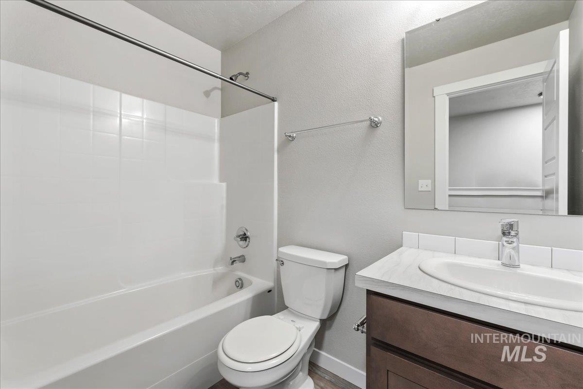 2472 E Blue Tick St Property Photo 14