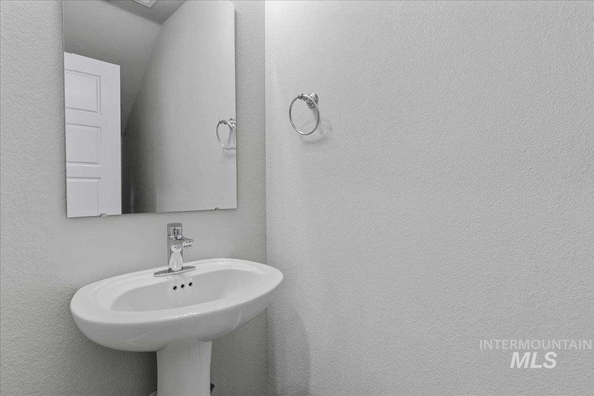 2472 E Blue Tick St Property Photo 16