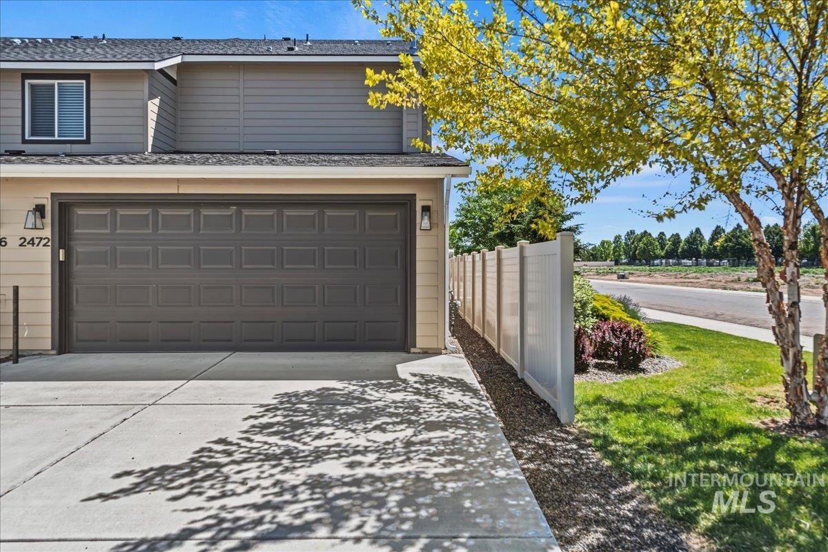 2472 E Blue Tick St Property Photo 19