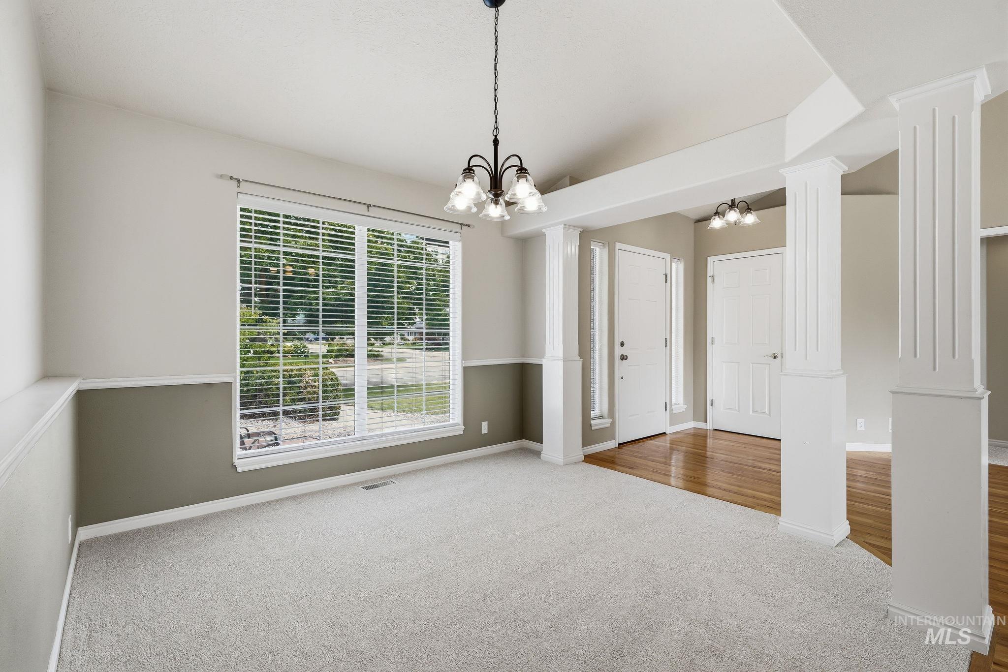 2247 E Gleneagle Dr Property Photo 10