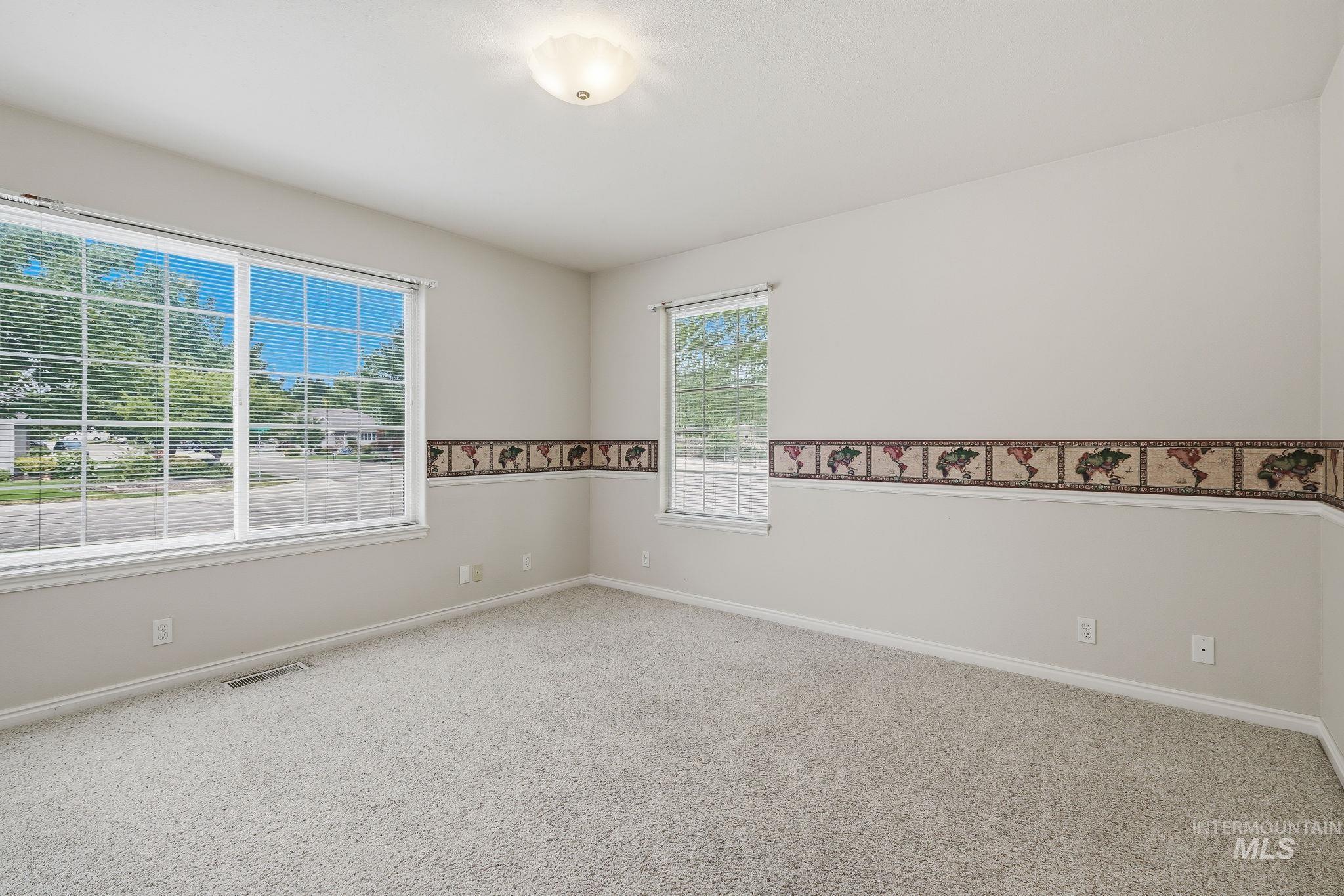 2247 E Gleneagle Dr Property Photo 39