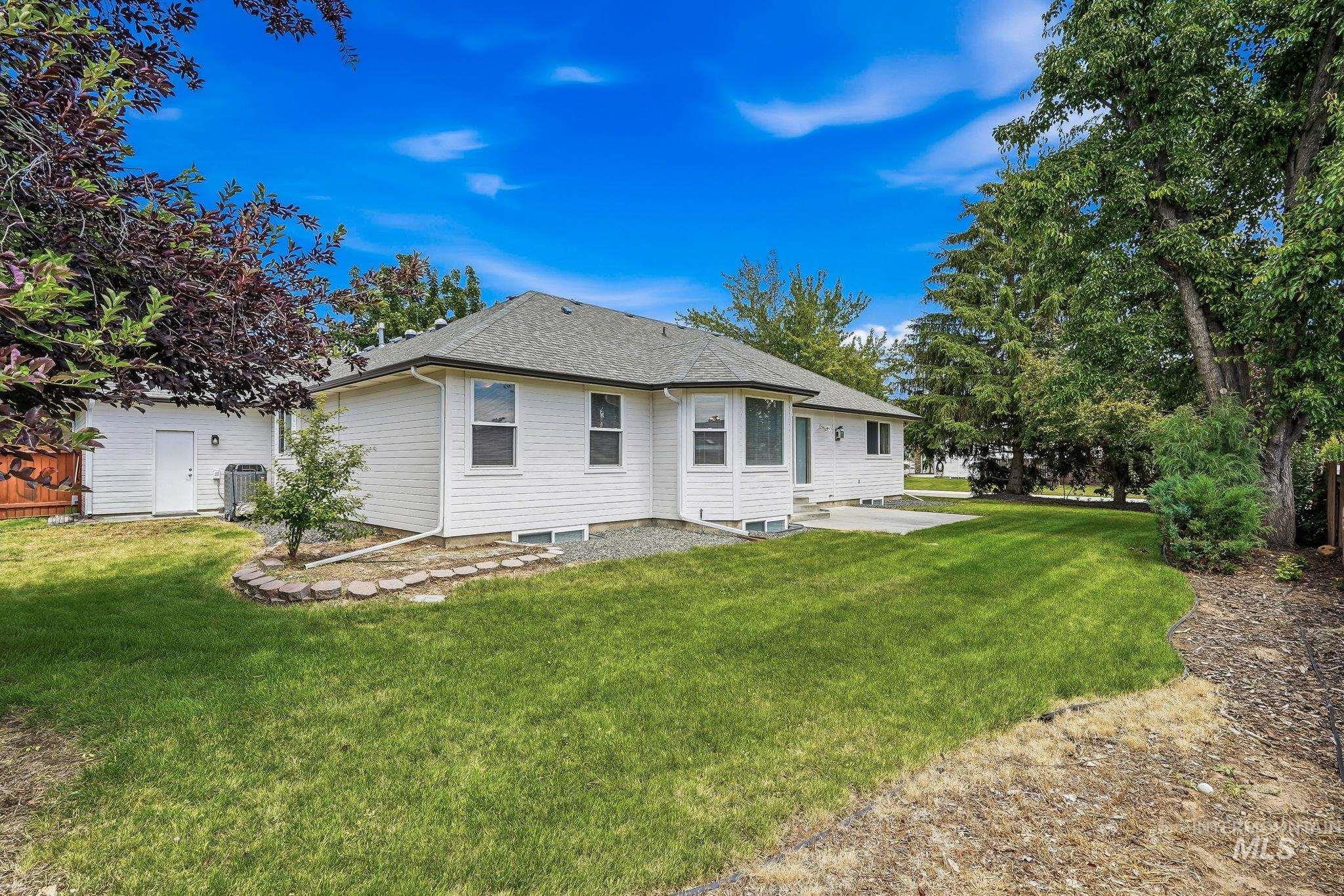 2247 E Gleneagle Dr Property Photo 45