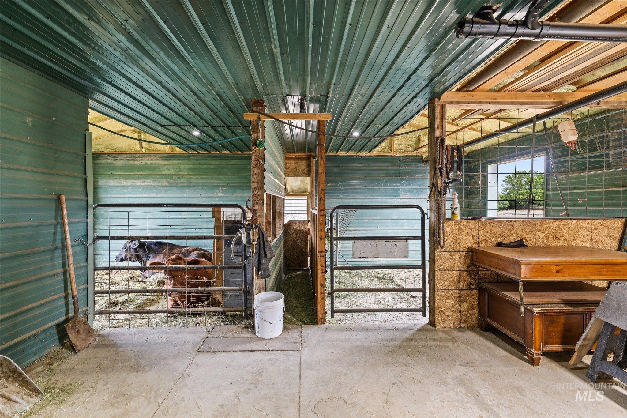 1140 Edgemont St Property Photo 41