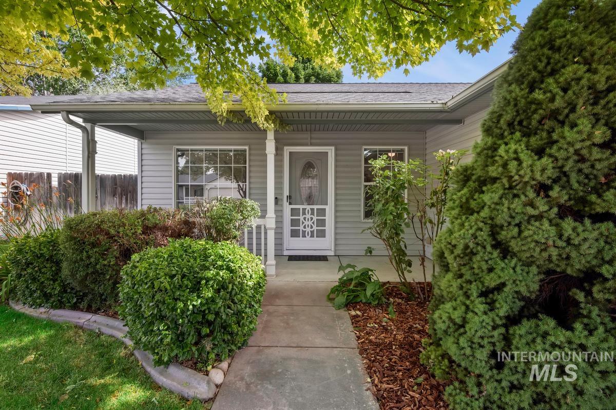 11644 W Trinity Ave Property Photo 1