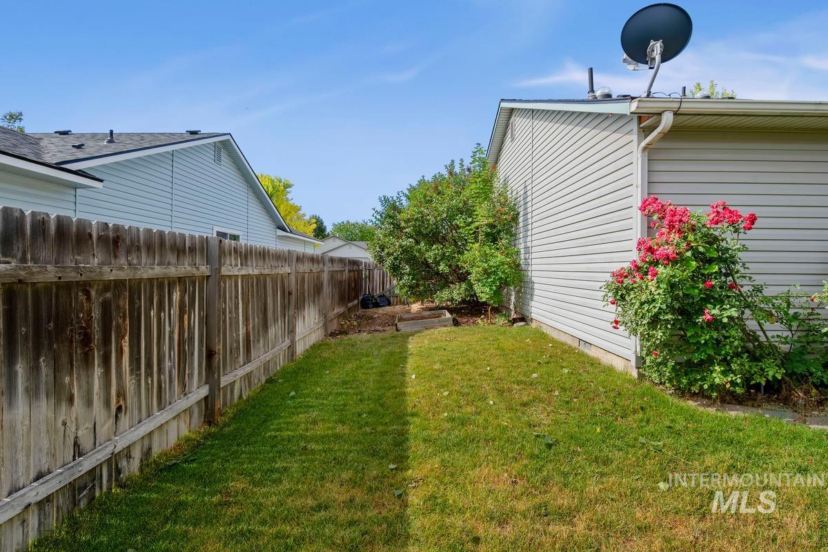 11644 W Trinity Ave Property Photo 23