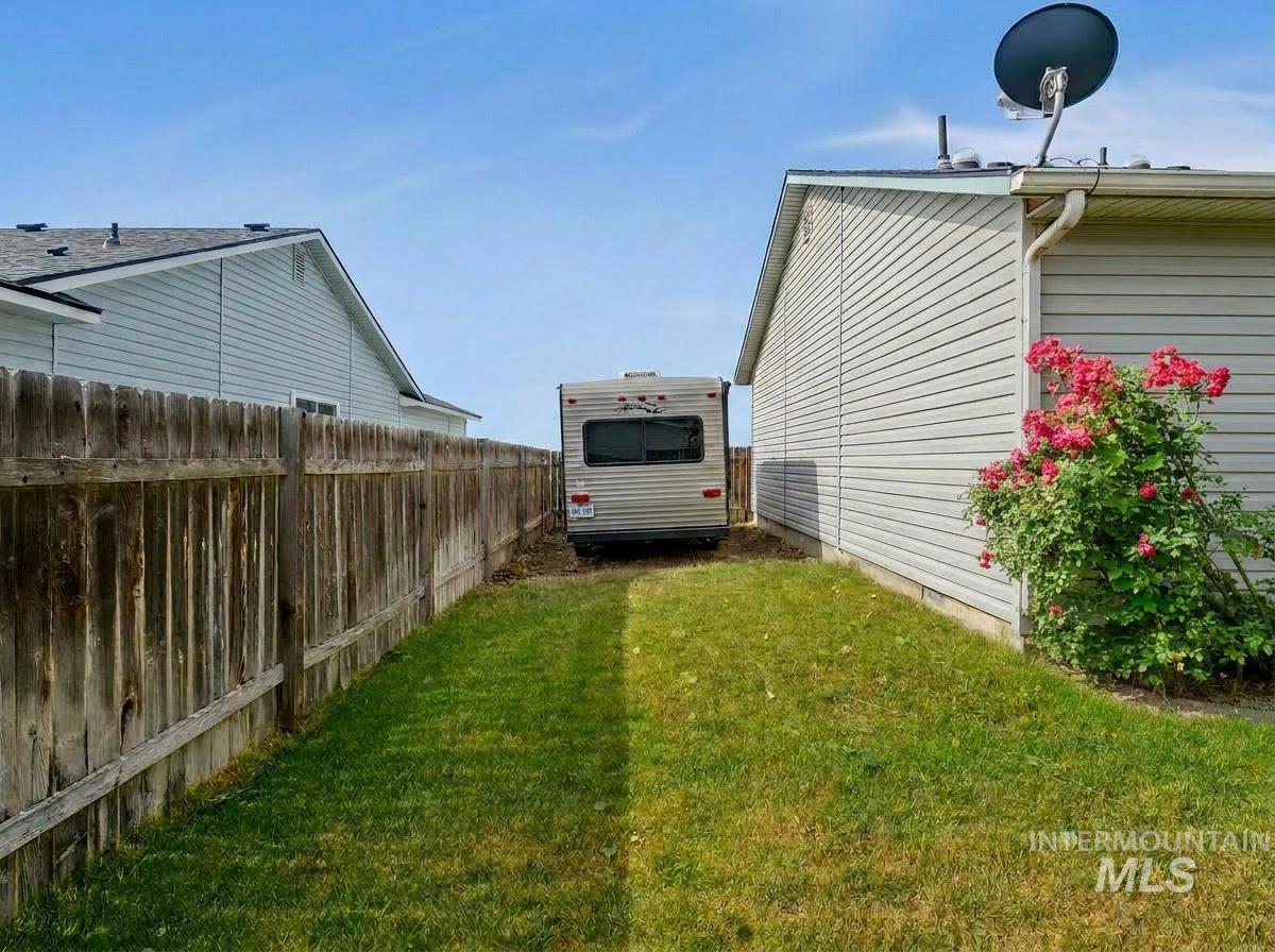 11644 W Trinity Ave Property Photo 24