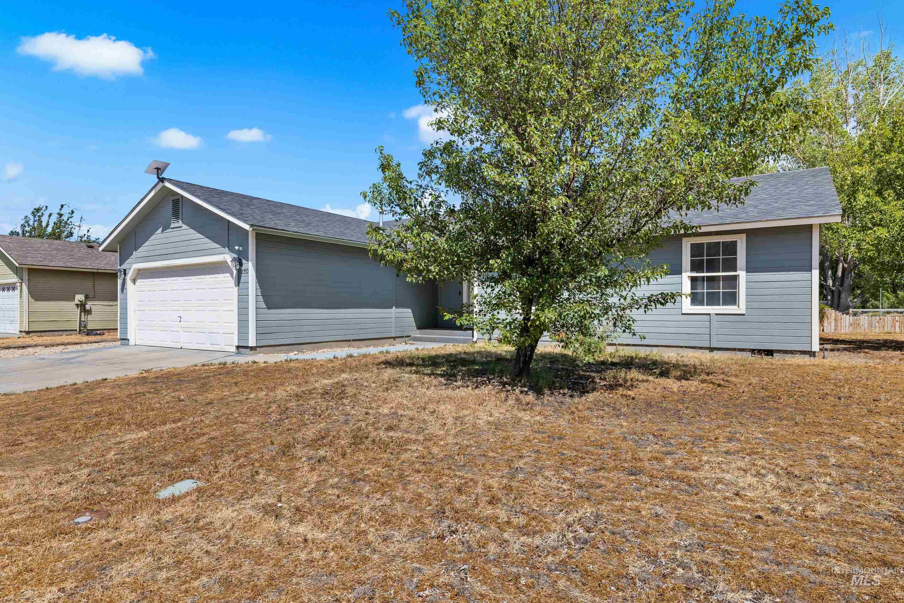 1230 Del Mar St Property Photo 3