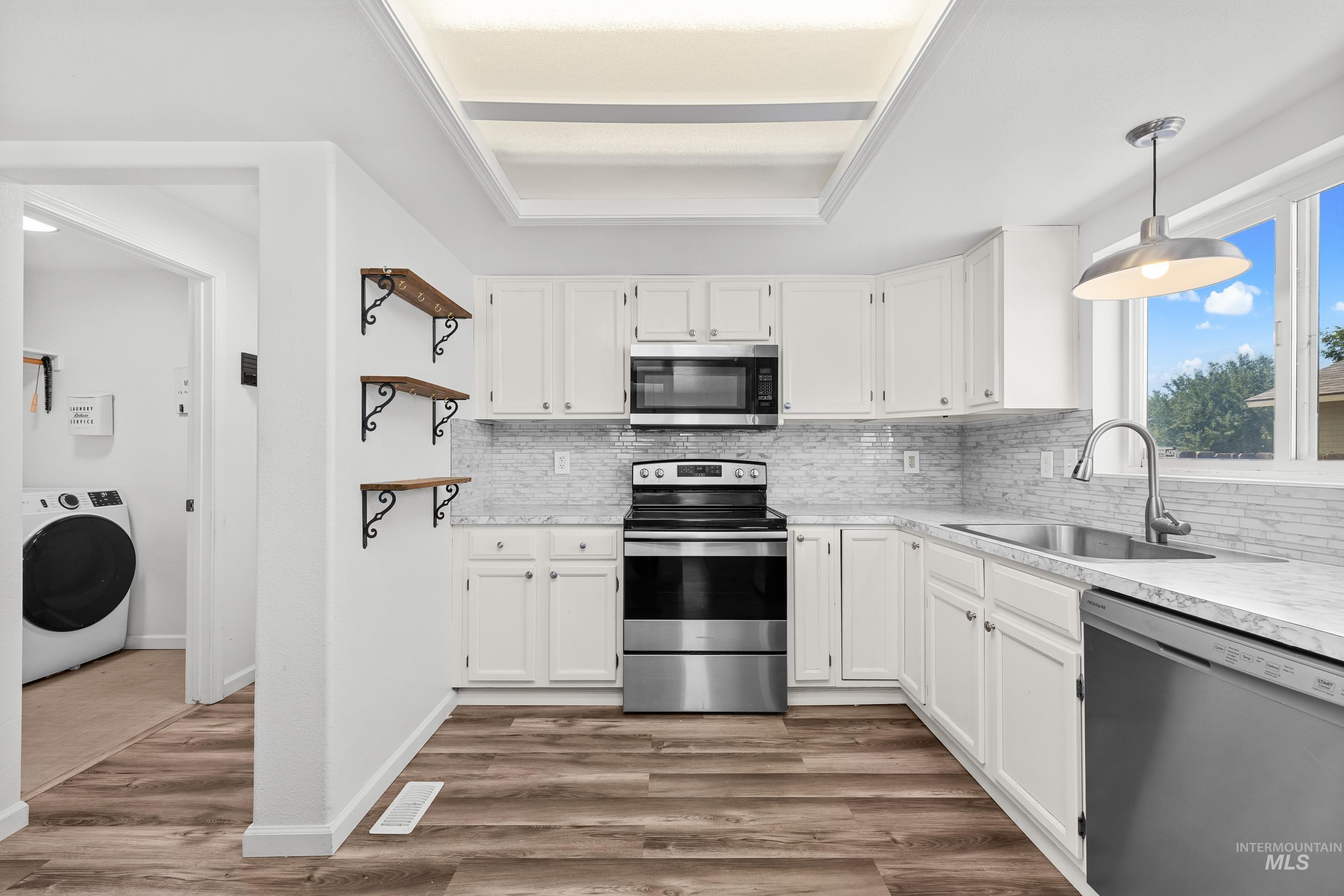 1230 Del Mar St Property Photo 17