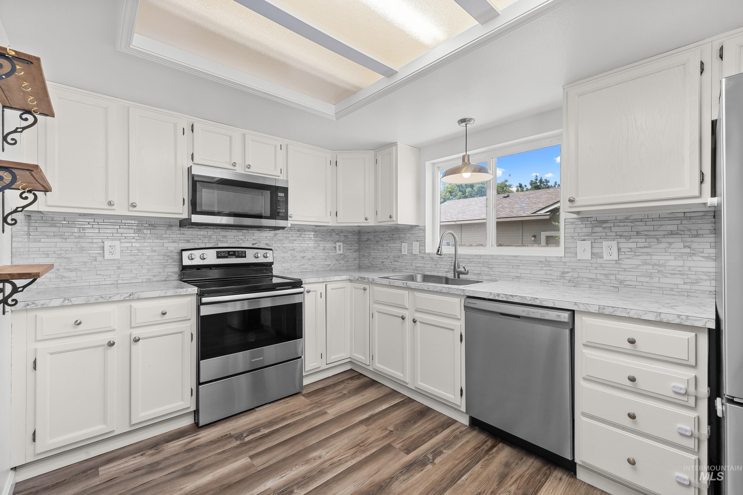 1230 Del Mar St Property Photo 18