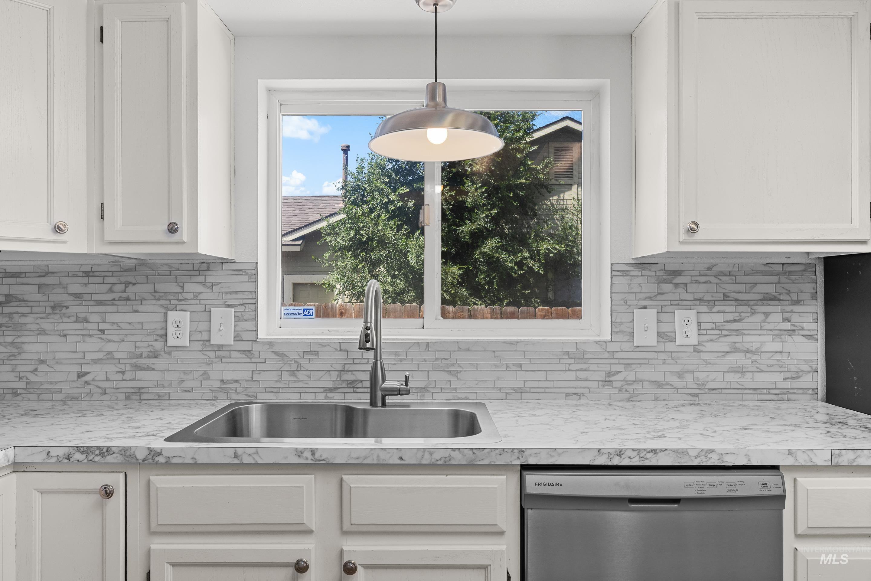 1230 Del Mar St Property Photo 21