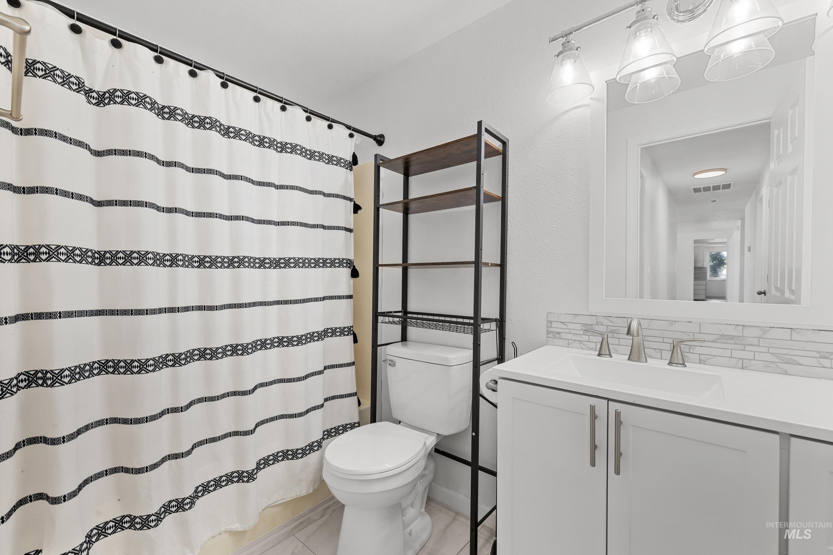 1230 Del Mar St Property Photo 32