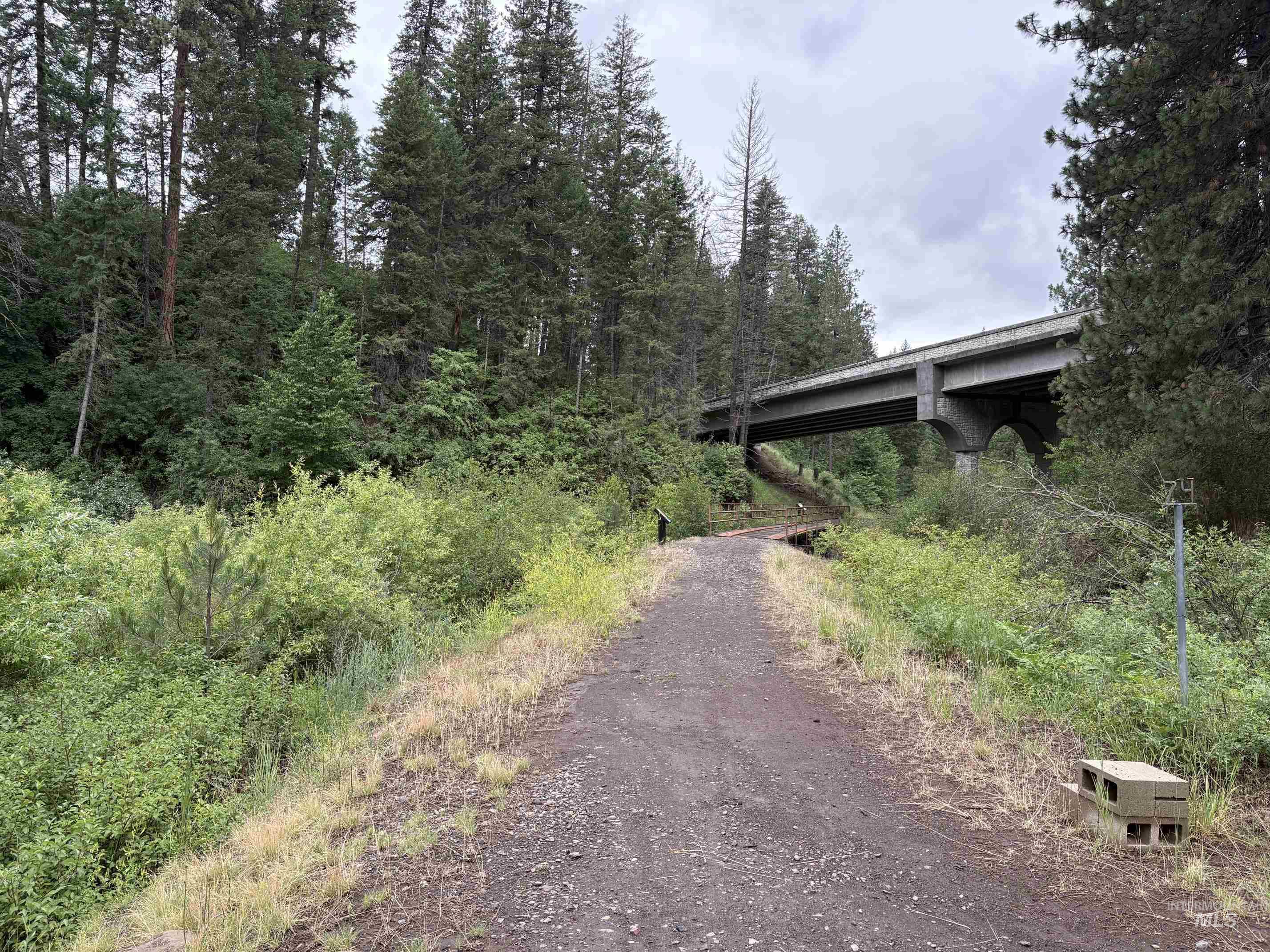 2806 Highway 95 Property Photo 7
