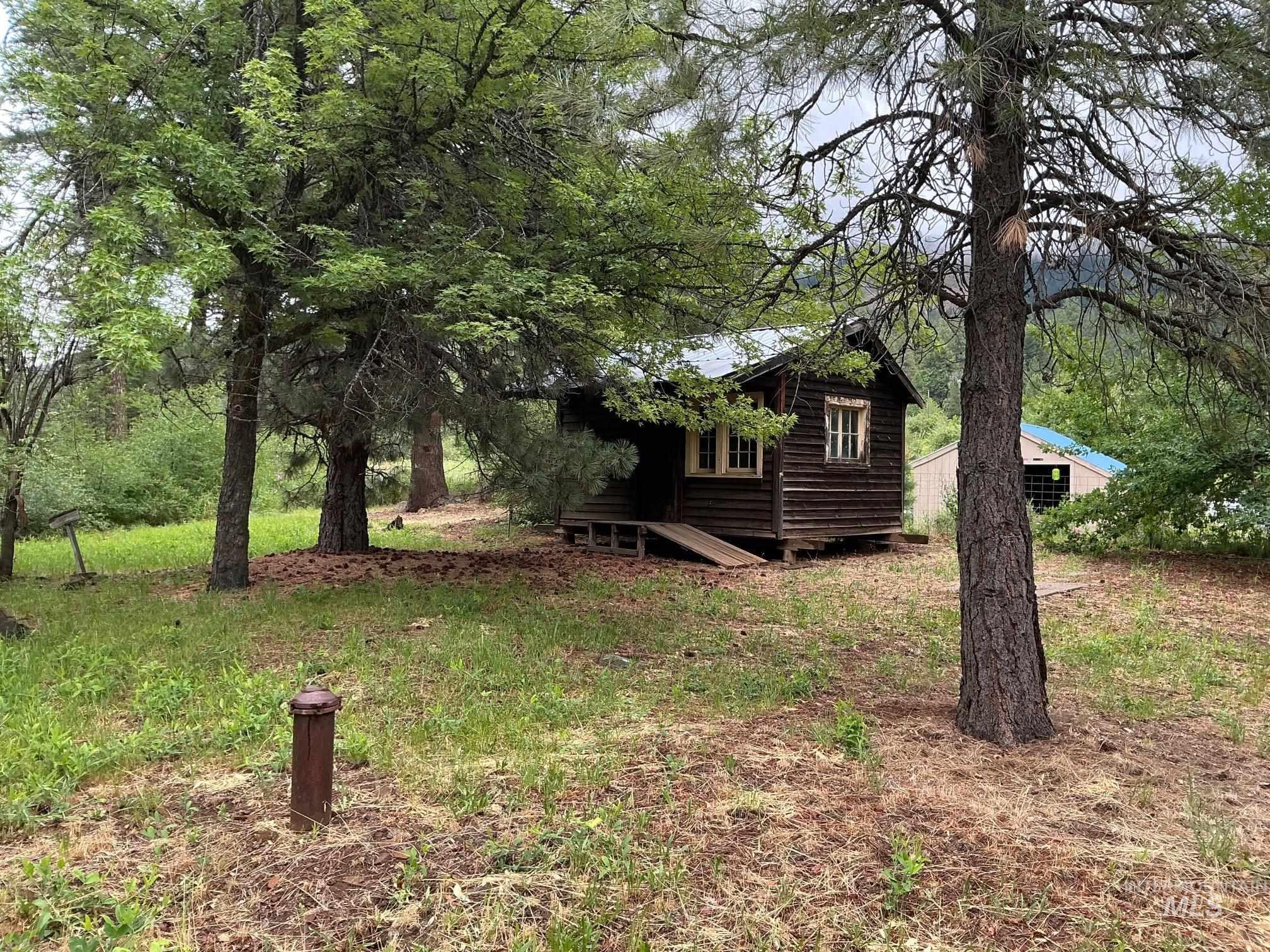 2806 Highway 95 Property Photo 13