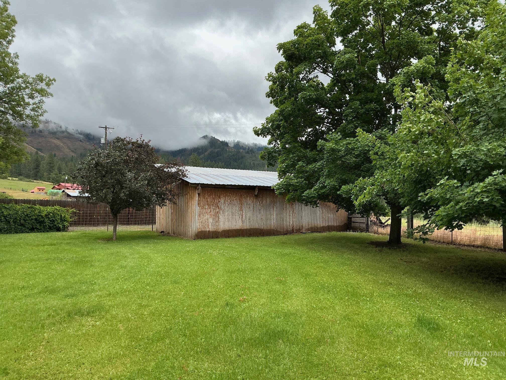2806 Highway 95 Property Photo 15
