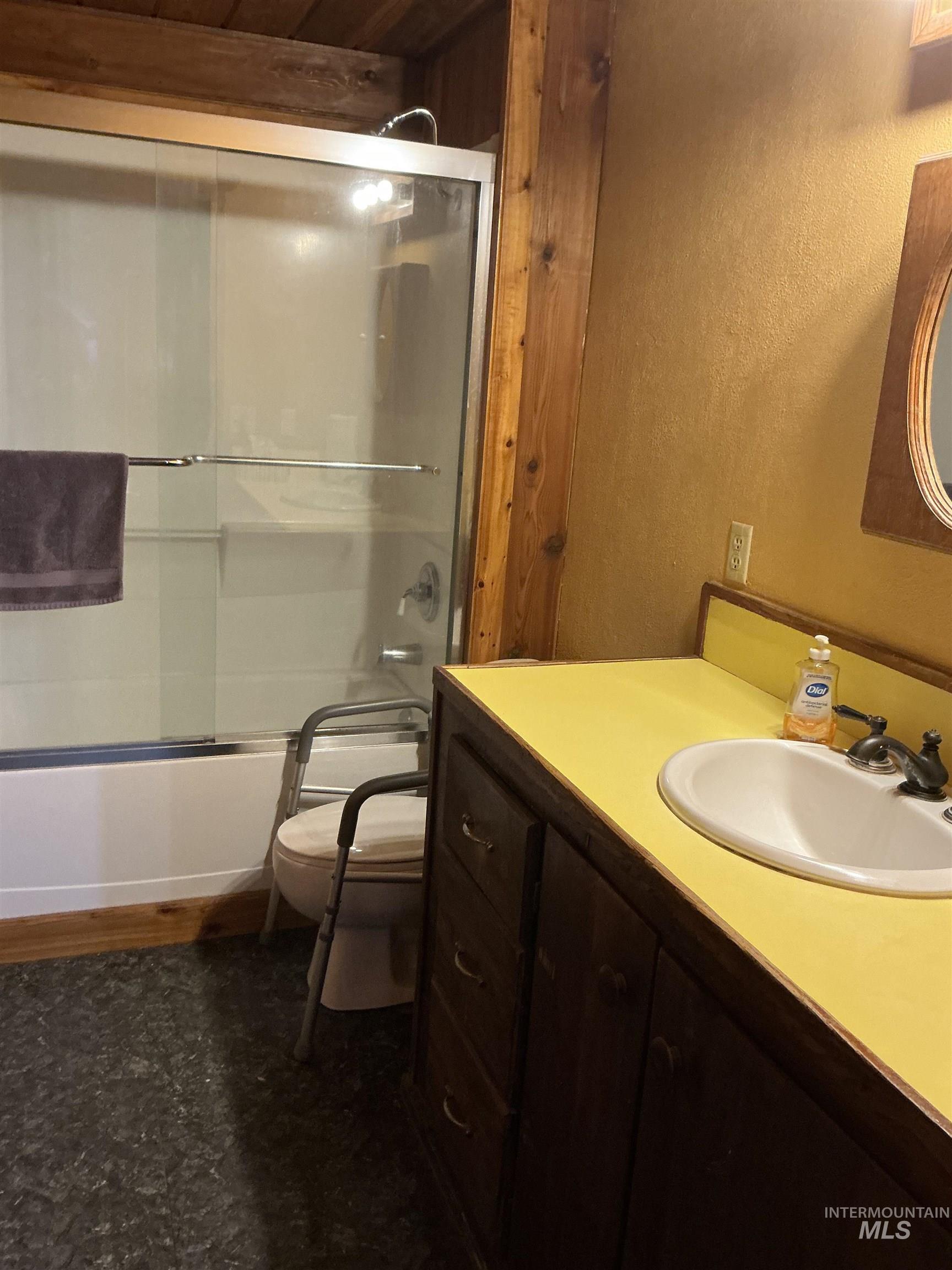 2806 Highway 95 Property Photo 25