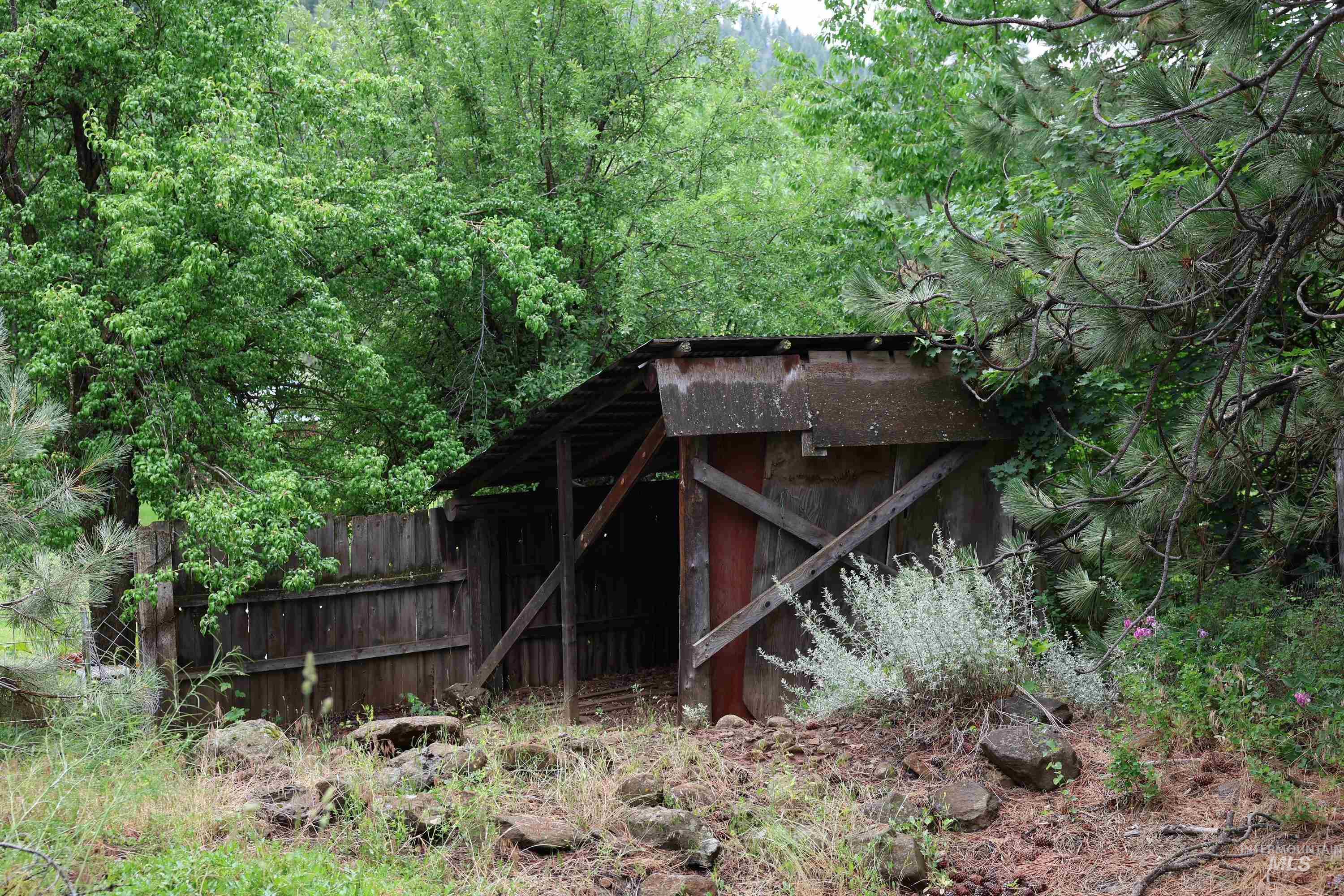 2806 Highway 95 Property Photo 44