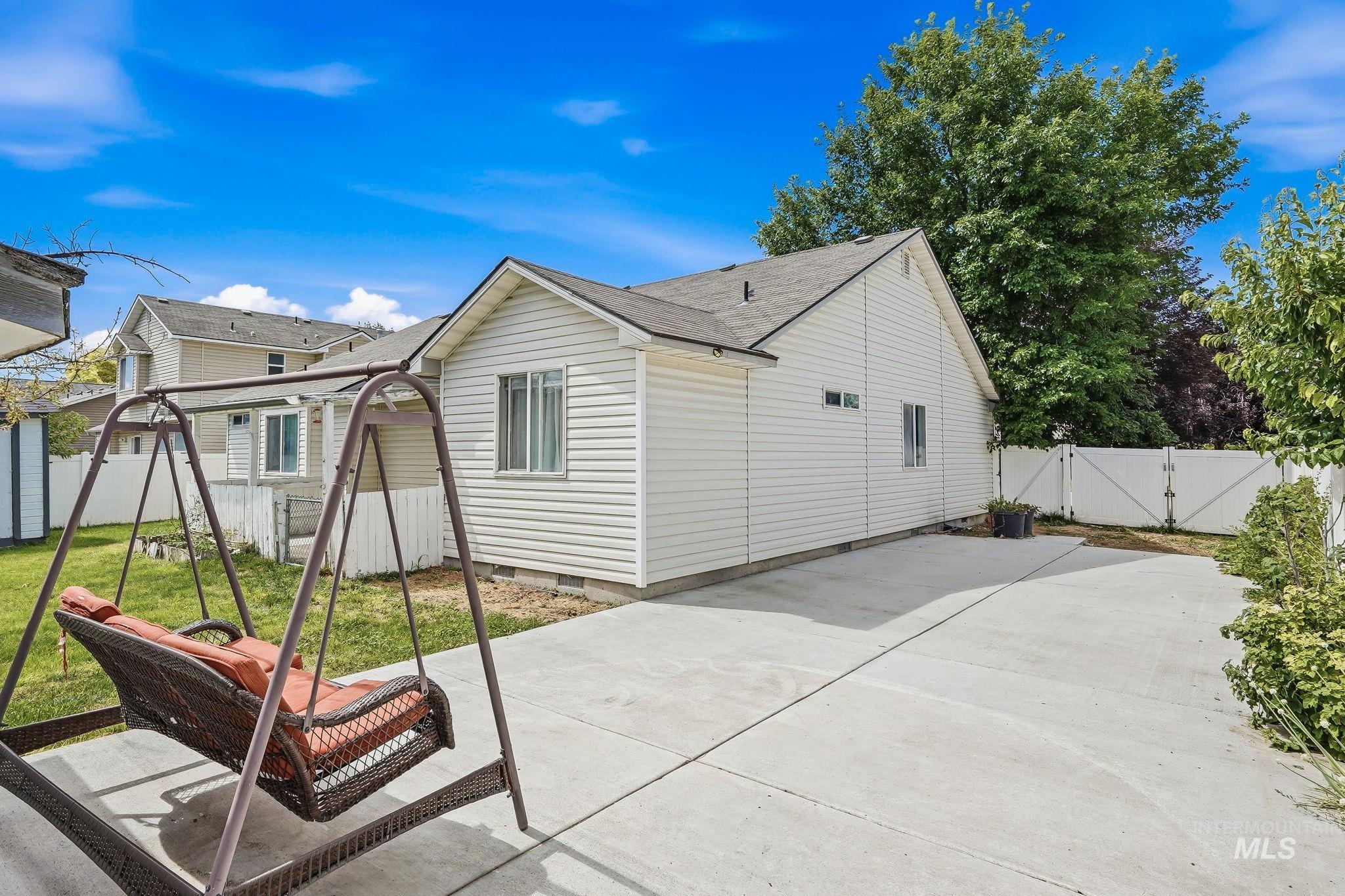 10639 Empress St Property Photo 25
