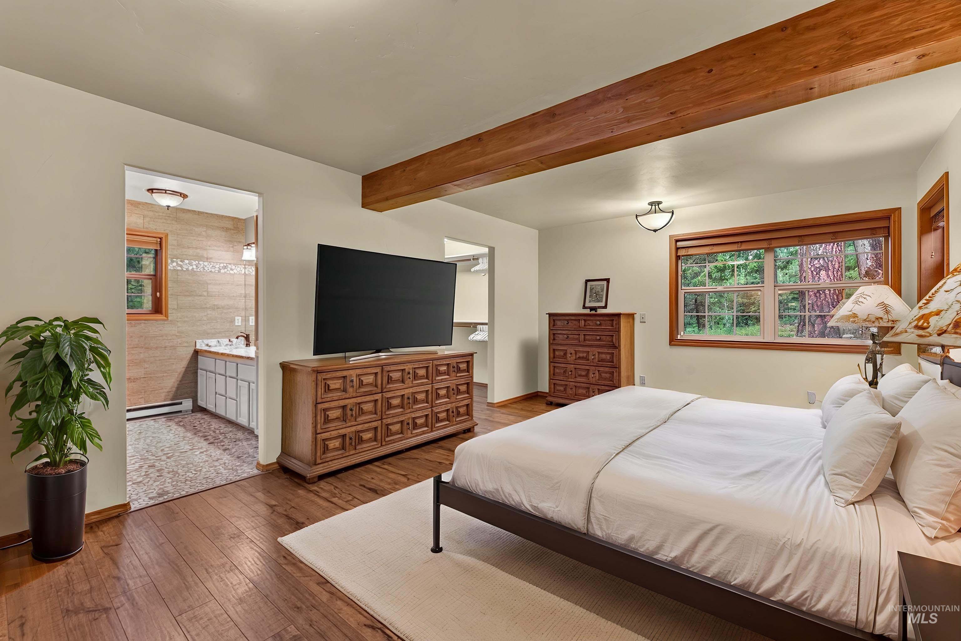 649 Woodlands Drive Property Photo 20