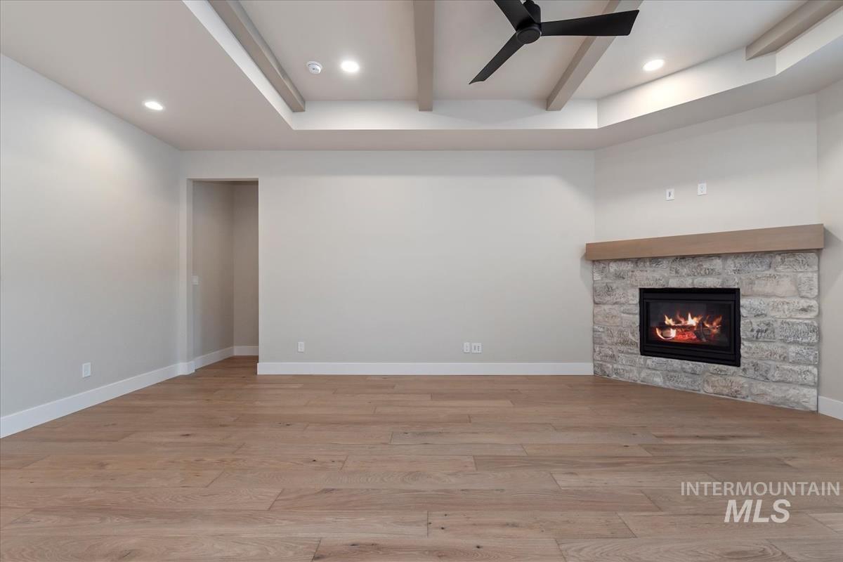 2293 E Sweet Pearl St Property Photo 5