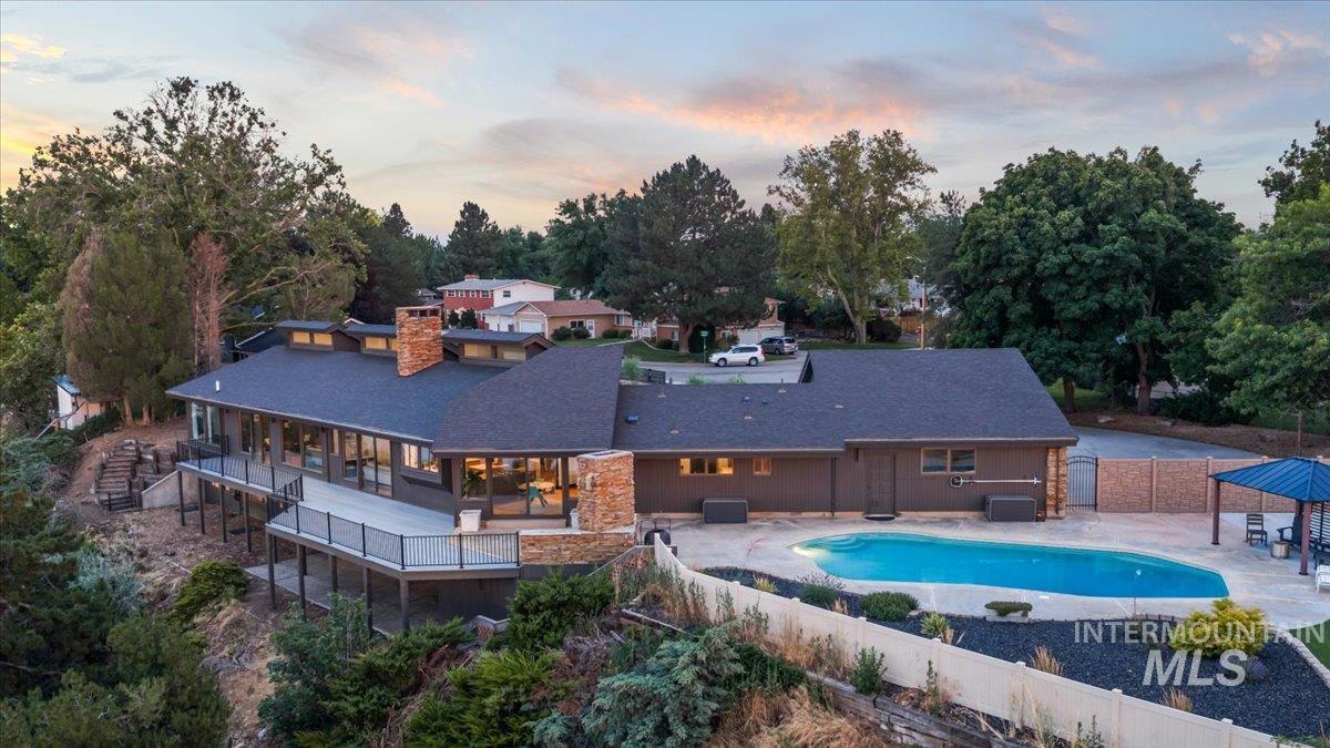 5290 N Sorrento Dr Property Photo 47
