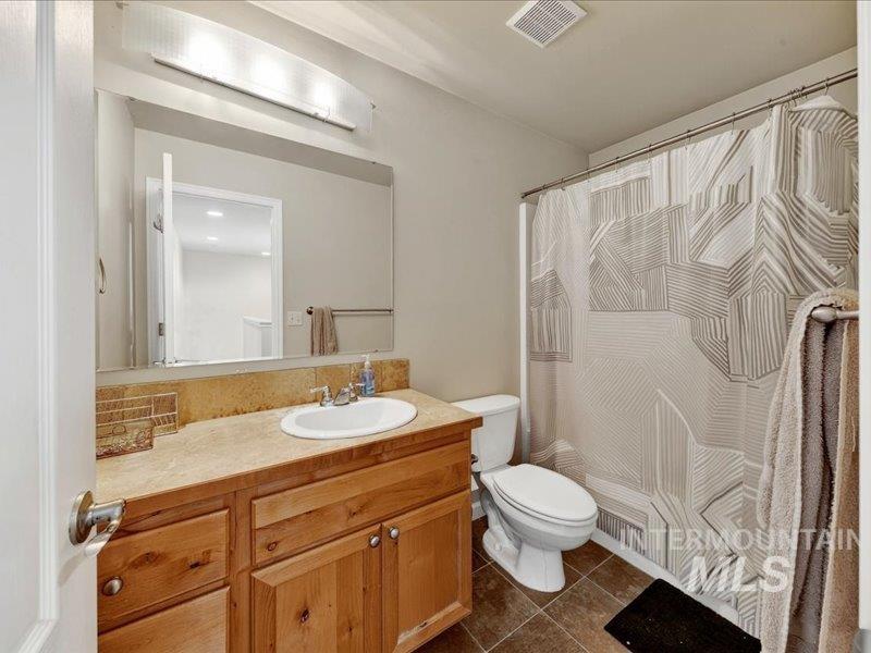 7342 W Gillis Rd Property Photo 15