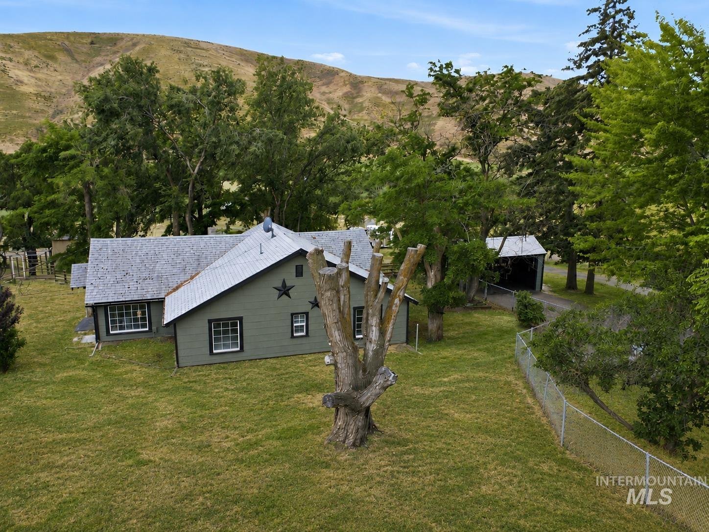 259 Highway 12 Property Photo 3
