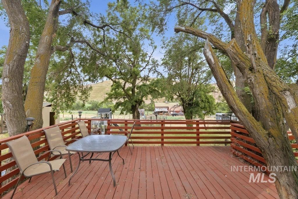 259 Highway 12 Property Photo 34