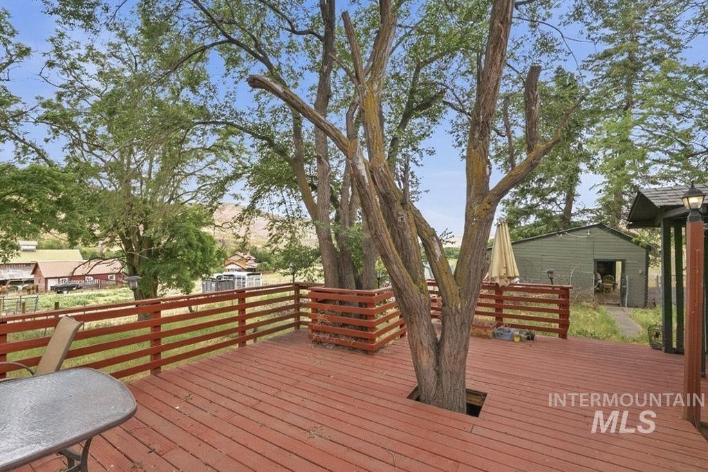 259 Highway 12 Property Photo 35